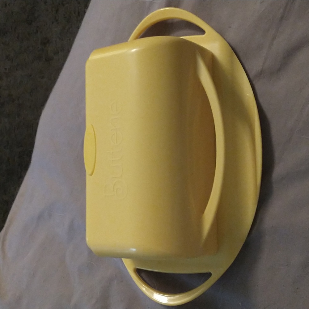 Butterie, The Flip-Top Butter Dish - Yellow